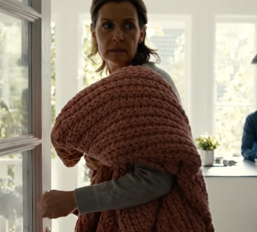 Min søn og hans kone gav mig et ultimatum: Enten passede du børn, eller også gik du. Jeg smilede og greb min kuffert.