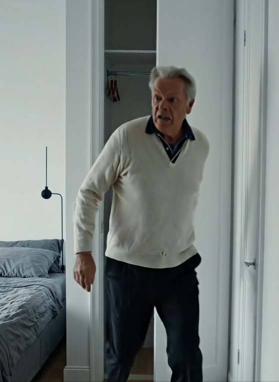 Han satte mig i husarrest foran 32 slægtninge, og næste morgen var mit soveværelse tomt.