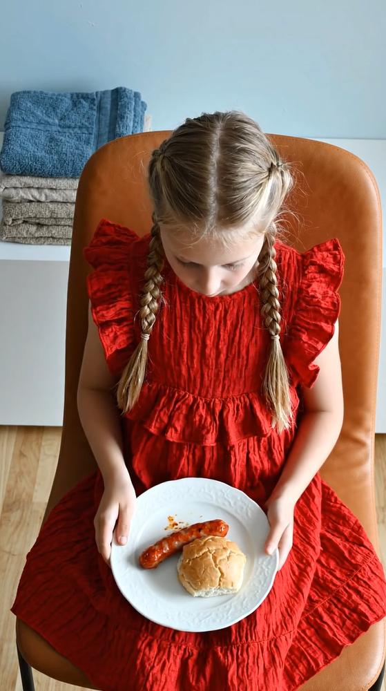 Min svigermor satte sin datter for sig selv på en klapstol i vaskerummet og gav hende kun en pølse og et brød: Jeg var nødt til at lære denne onde kvinde en lektion.
