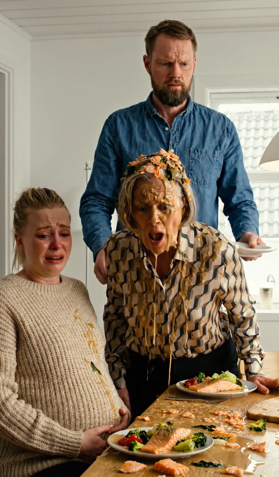 De sagde, at jeg bragte uheld ind i deres familie. Da jeg fandt ud af, at jeg var gravid, troede jeg, at alt ville ændre sig. Jeg troede, at de endelig ville smile til mig, endelig kalde mig “svigerdatter” uden afsky. Men ved middagen hamrede min svigermor sine spisepinde ned og hvæsede: “Det barn vil også ødelægge os.” Jeg frøs til – indtil min mand rejste sig. “Sig et ord mere om min kone eller min baby,” sagde han koldt, “og du mister mig for evigt.” Jeg troede, han var mit eneste sikre sted … indtil den nat, jeg hørte ham hviske bag døren. – Sande historier