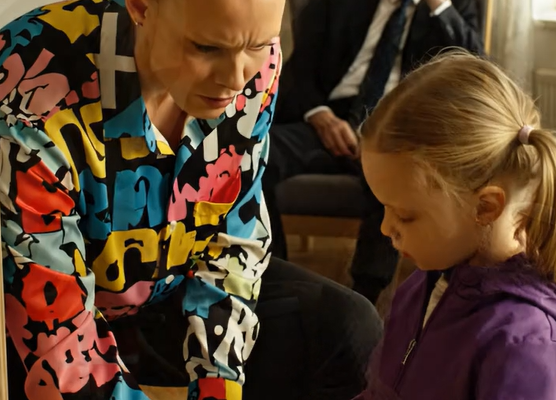 “Mor, vi brugte årevis på at knibe småpenge, så du kunne give alt til min bror, og nu forventer du, at jeg skal hjælpe med at betale for din medicin?”